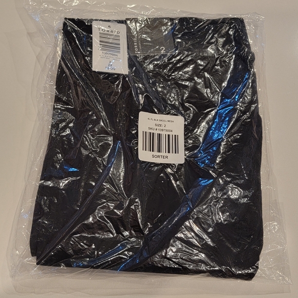 TORRID Premium Leggings Skull Mesh Size 2 - Picture 7 of 11
